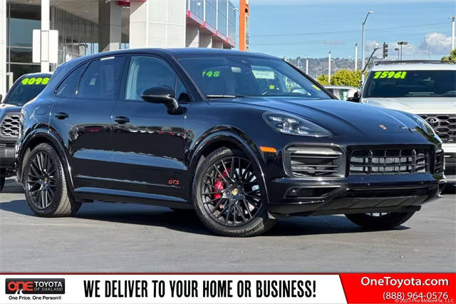 2021 Porsche Cayenne GTS AWD photo