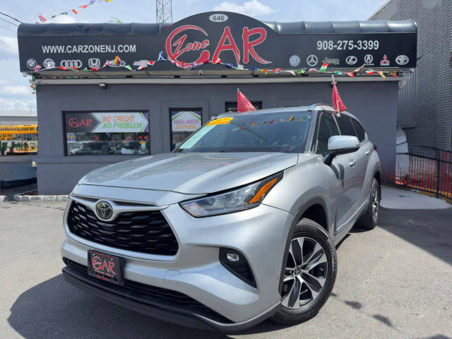 2020 Toyota Highlander XLE AWD photo