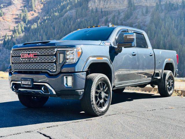 2020 GMC Sierra 2500HD Denali 4WD photo