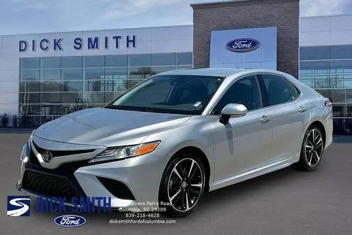 2020 Toyota Camry XSE FWD photo