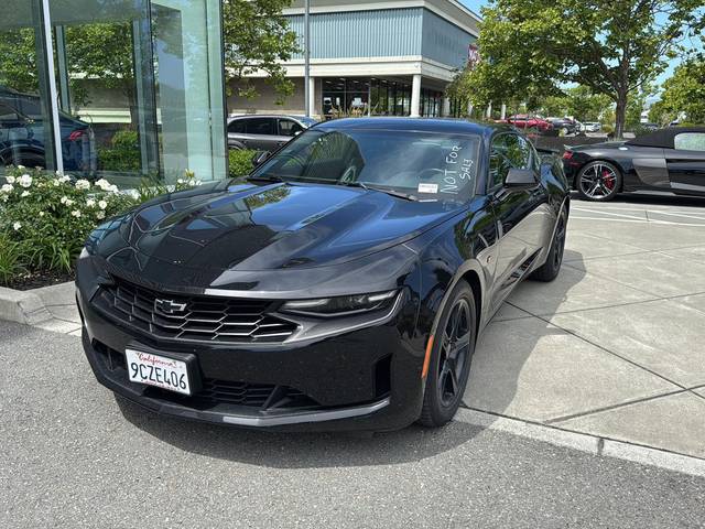 2021 Chevrolet Camaro 1LT RWD photo