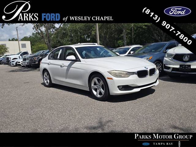 2015 BMW 3 Series 320i RWD photo