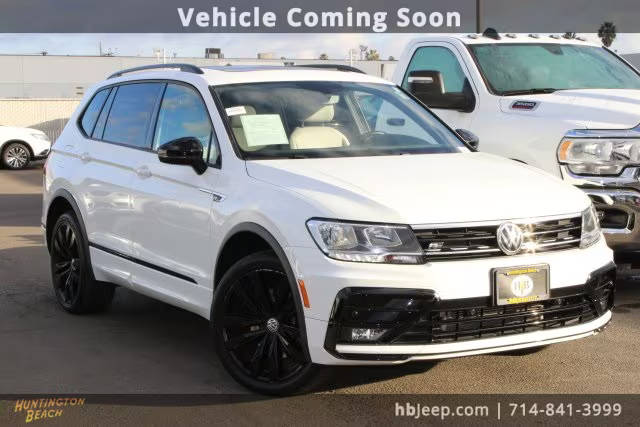 2020 Volkswagen Tiguan SE R-Line Black AWD photo