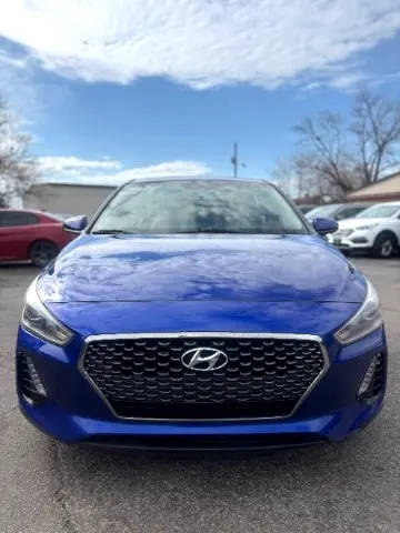 2019 Hyundai Elantra GT  FWD photo