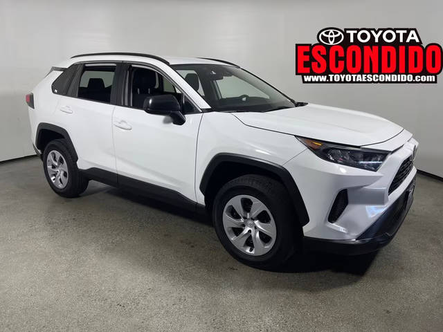 2019 Toyota RAV4 LE FWD photo