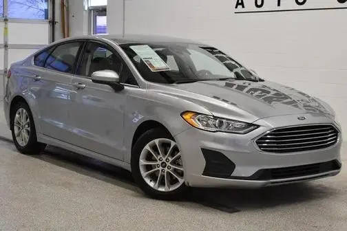 2020 Ford Fusion SE FWD photo