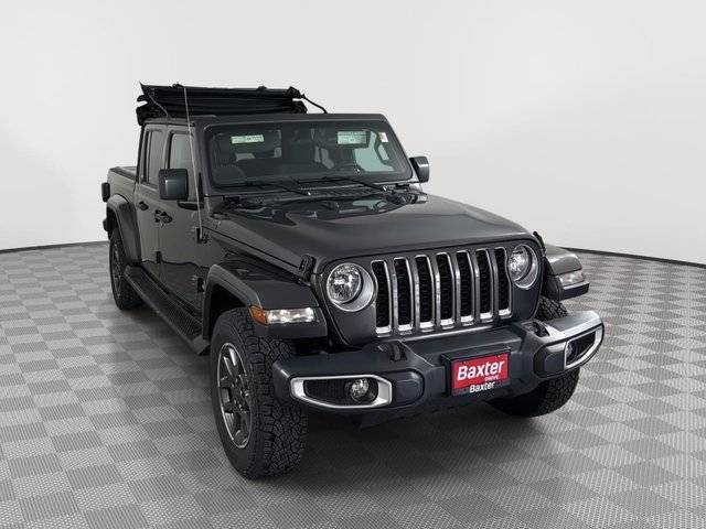 2021 Jeep Gladiator Overland 4WD photo