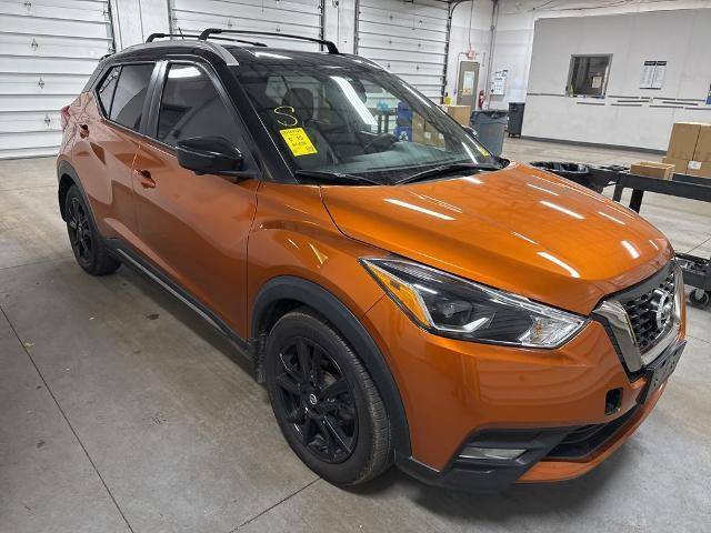 2020 Nissan Kicks SR FWD photo