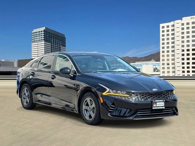 2021 Kia K5 LXS FWD photo