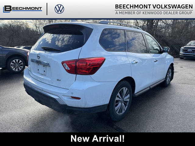 2019 Nissan Pathfinder SV FWD photo