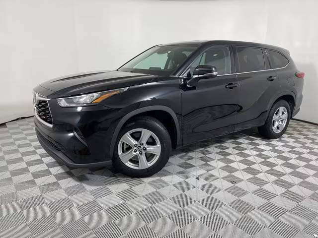 2020 Toyota Highlander L FWD photo