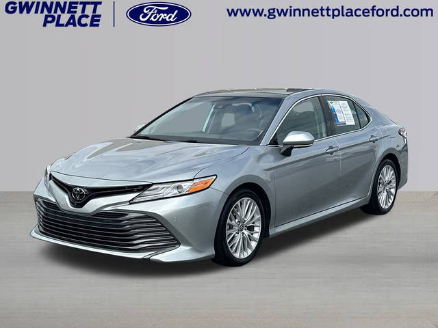 2020 Toyota Camry XLE FWD photo