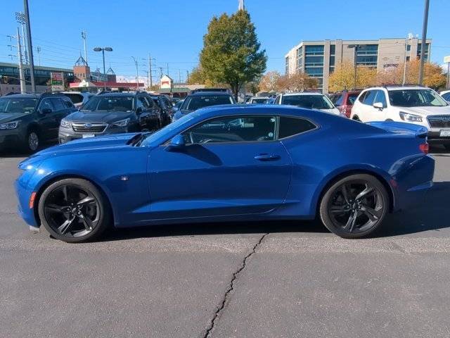 2021 Chevrolet Camaro 1LT RWD photo