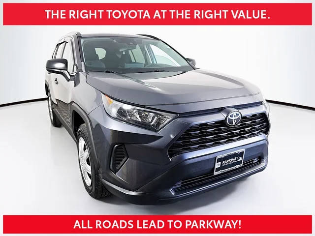 2019 Toyota RAV4 LE AWD photo