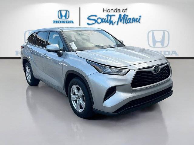 2020 Toyota Highlander L FWD photo