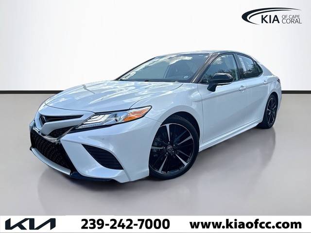 2020 Toyota Camry XSE V6 FWD photo