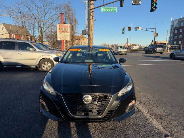 2019 Nissan Altima 2.5 SR FWD photo