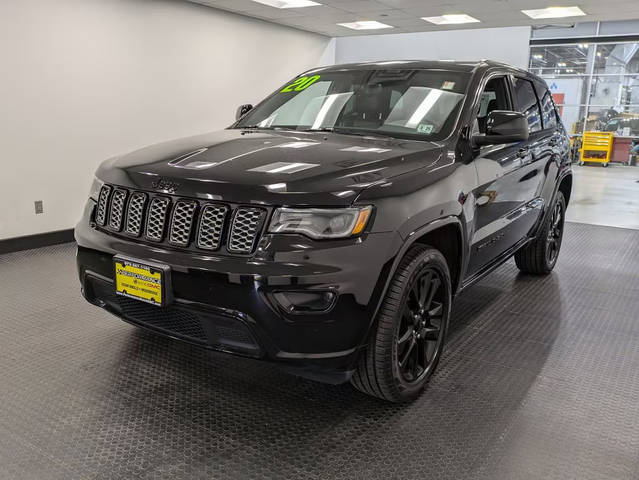 2020 Jeep Grand Cherokee Altitude 4WD photo