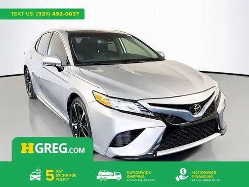 2020 Toyota Camry XSE FWD photo