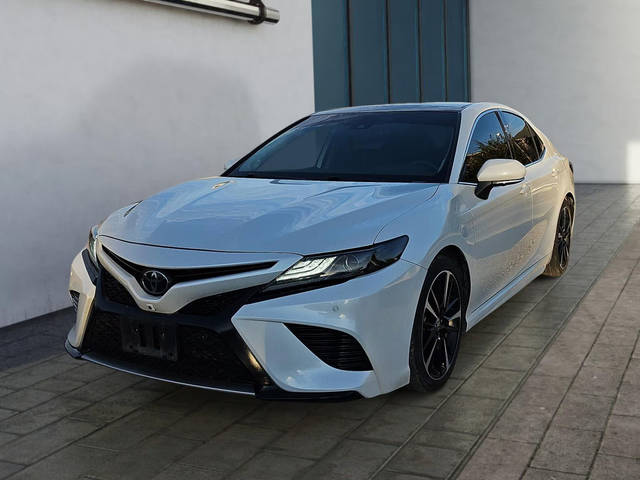 2020 Toyota Camry XSE V6 FWD photo