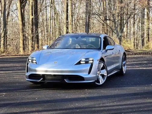 2020 Porsche Taycan Turbo AWD photo