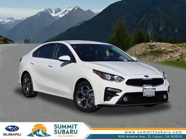 2021 Kia Forte LXS FWD photo