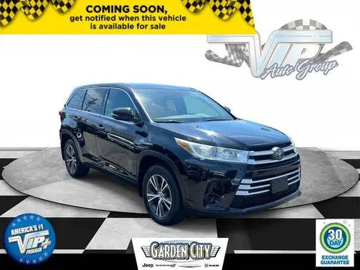 2017 Toyota Highlander LE AWD photo