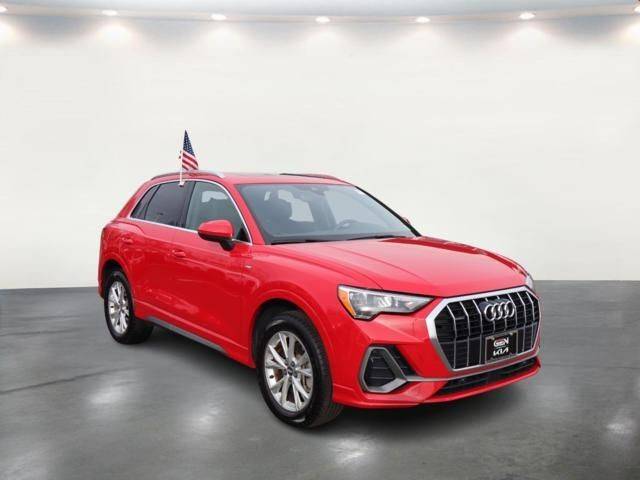 2021 Audi Q3 S line Premium AWD photo