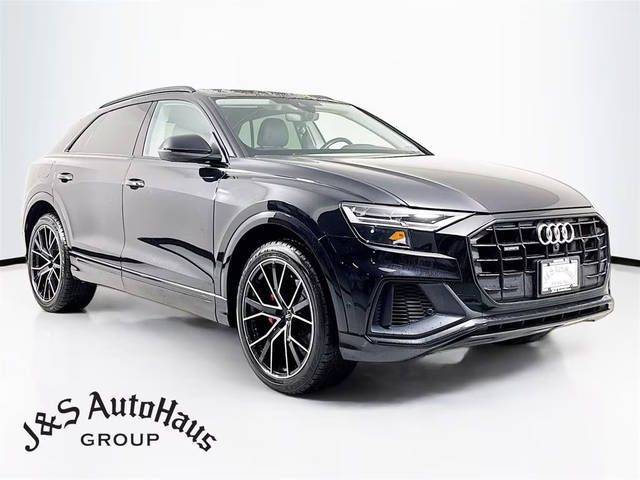 2021 Audi Q8 Premium Plus AWD photo