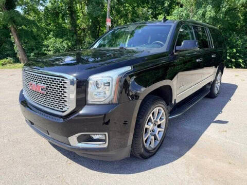 2015 GMC Yukon XL Denali RWD photo
