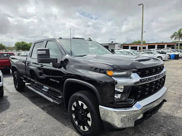 2020 Chevrolet Silverado 2500HD LT 4WD photo