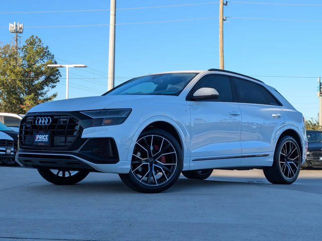 2021 Audi Q8 Prestige AWD photo