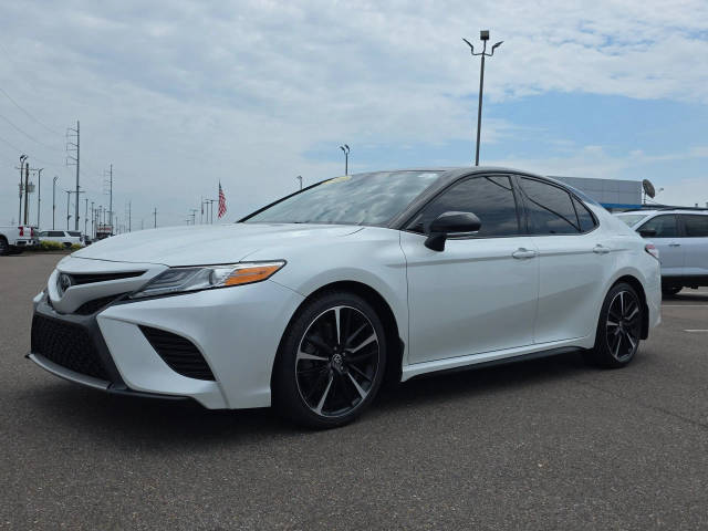 2020 Toyota Camry XSE FWD photo