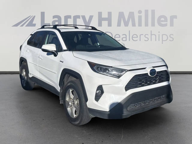 2020 Toyota RAV4 Hybrid XLE AWD photo