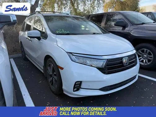 2021 Honda Odyssey Touring FWD photo