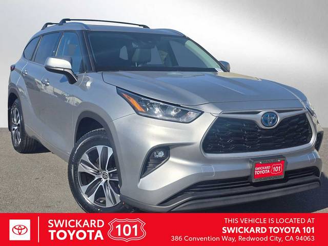 2020 Toyota Highlander Hybrid XLE AWD photo