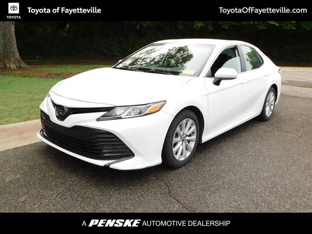 2020 Toyota Camry LE FWD photo
