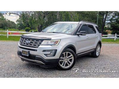 2017 Ford Explorer XLT 4WD photo
