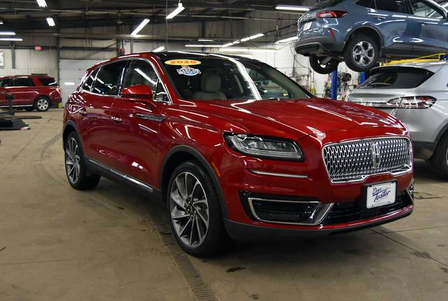 2020 Lincoln Nautilus Reserve AWD photo