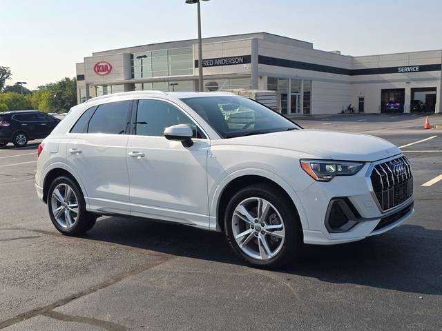 2021 Audi Q3 S line Premium AWD photo