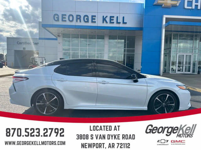 2020 Toyota Camry XSE V6 FWD photo