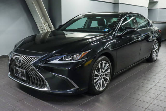 2020 Lexus ES ES 350 FWD photo