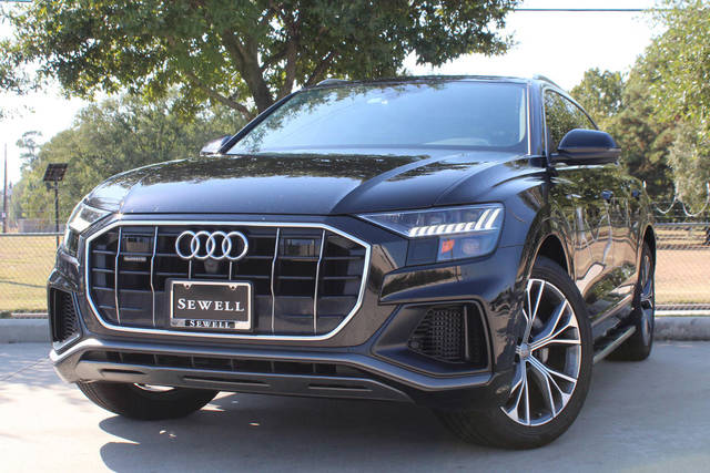 2021 Audi Q8 Premium Plus AWD photo