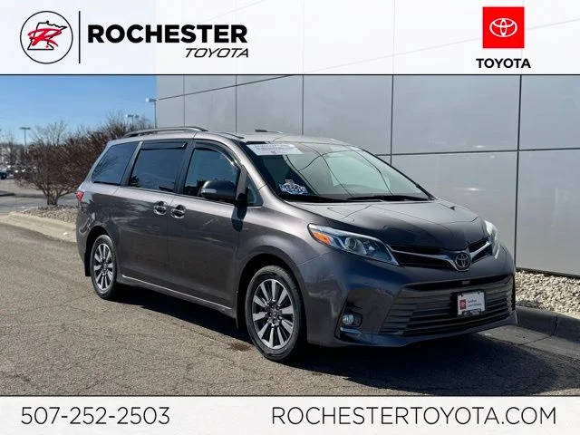 2020 Toyota Sienna Limited AWD photo