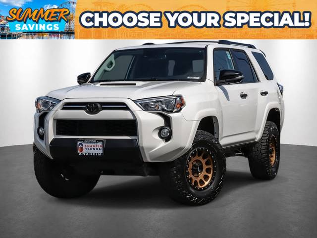 2020 Toyota 4Runner Venture 4WD photo