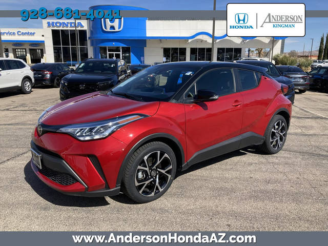 2020 Toyota C-HR XLE FWD photo