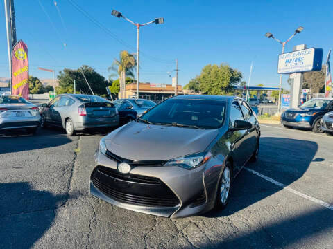 2019 Toyota Corolla LE FWD photo