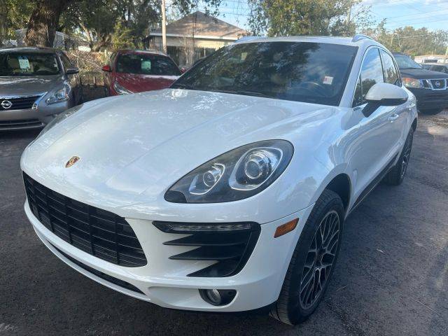 2015 Porsche Macan S AWD photo