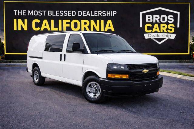 2019 Chevrolet Express Cargo  RWD photo