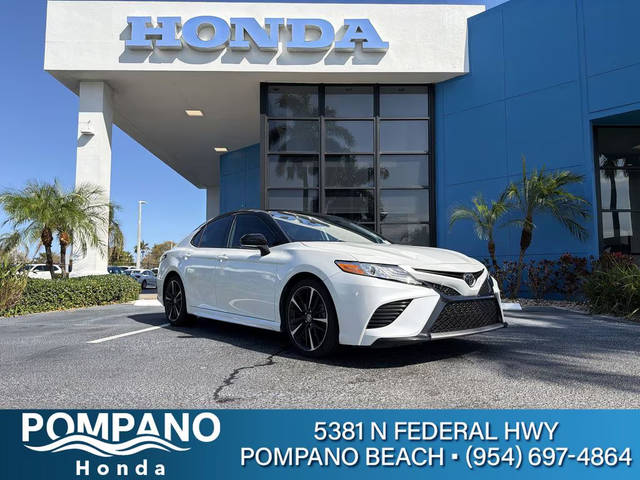 2020 Toyota Camry XSE V6 FWD photo